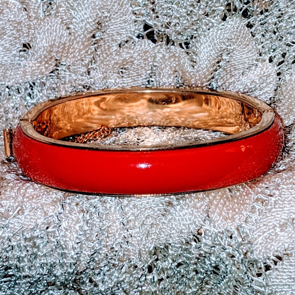 🌟💞 Red Fashion Bracelet